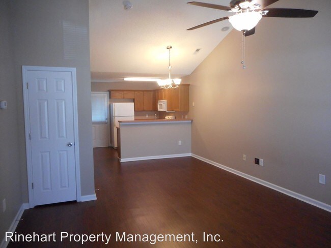 Foto del edificio - 2 br, 2 bath House - 713 Sasha Court