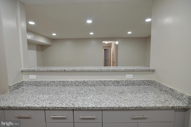 Foto del edificio - 3815 St Barnabas Rd