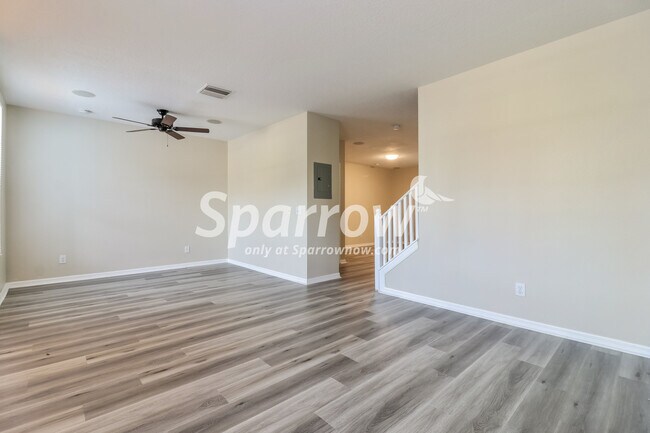 Foto del edificio - 1203 Baronscourt Drive