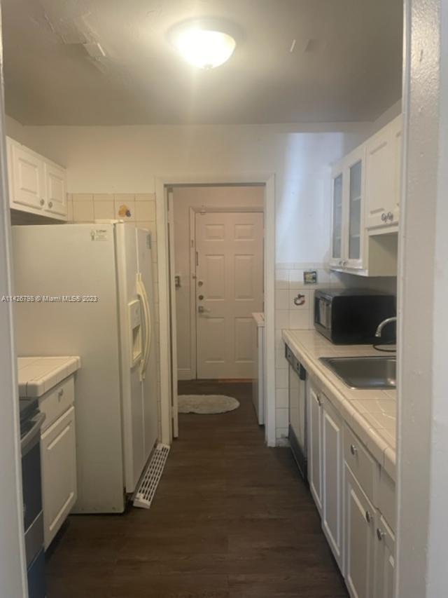 Kitchen - 2993 NW 191st Ter