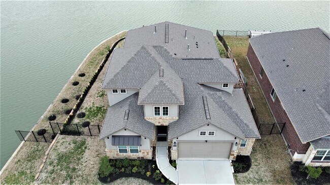 Building Photo - 3722 Lake Varano Cir