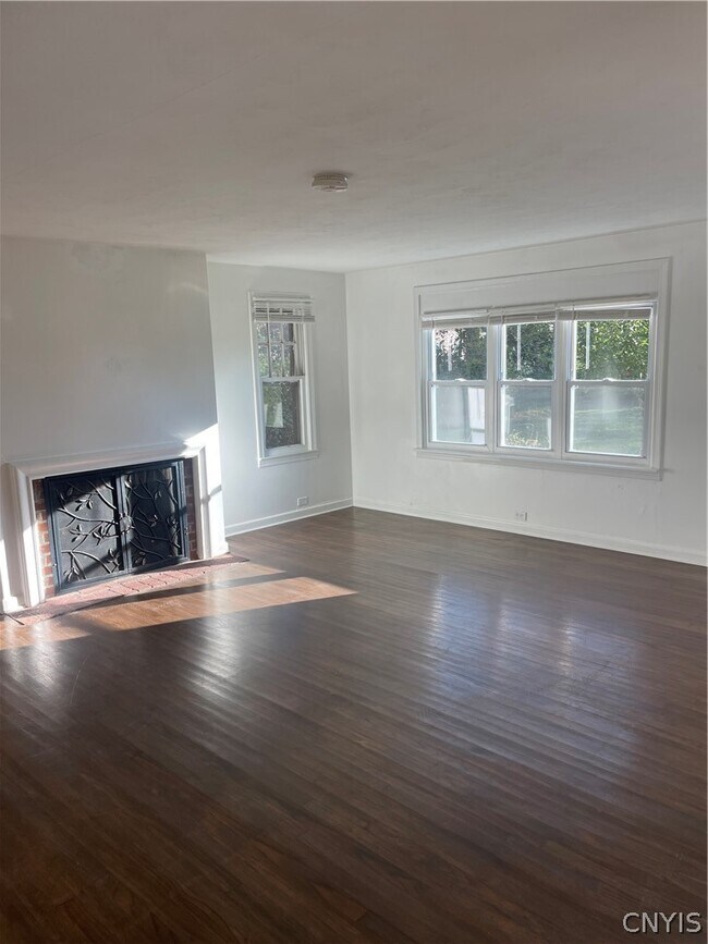 Foto del edificio - 277 US-11