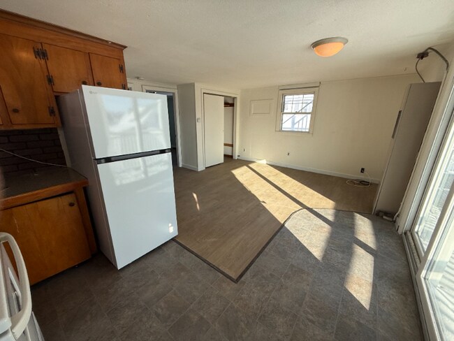 Foto del edificio - 190 Ashworth Ave