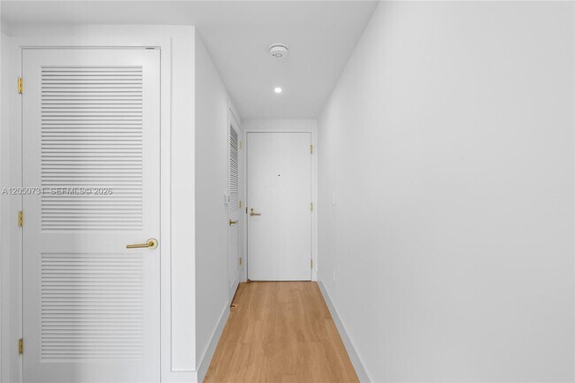 Foto del edificio - 90 NE 32nd St