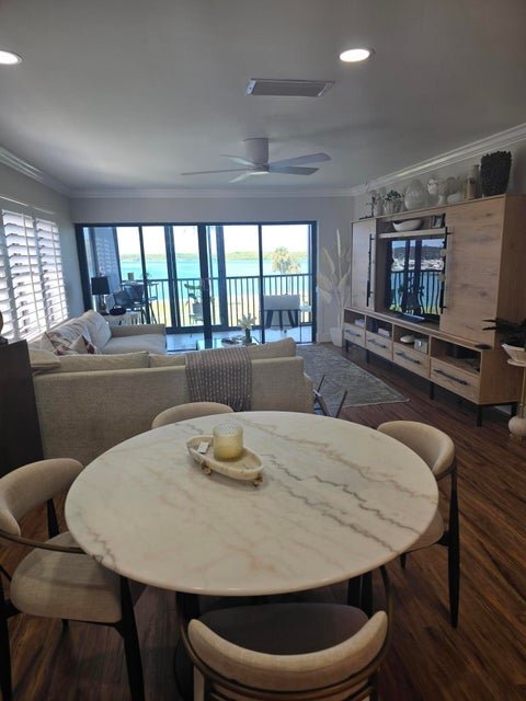 Building Photo - 200 Intracoastal Pl