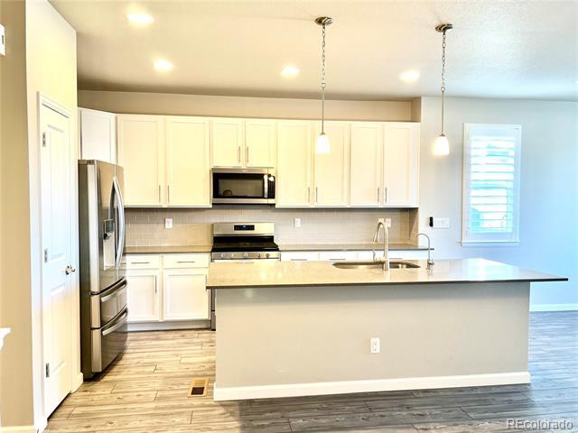 Foto del edificio - 8962 Red Bud St