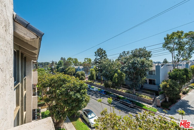 Building Photo - 8740 Tuscany Ave