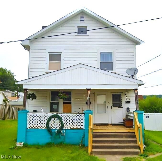 Primary Photo - 330 Center St
