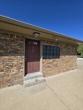 Building Photo - 613 N Andover Rd