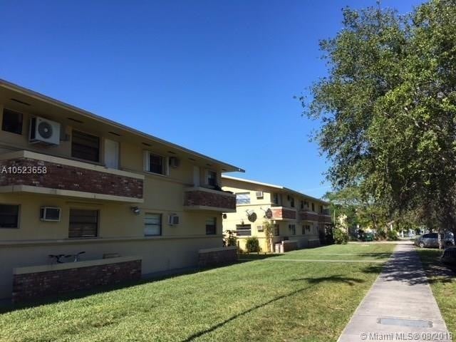 Building Photo - 4450 Ludlam Rd