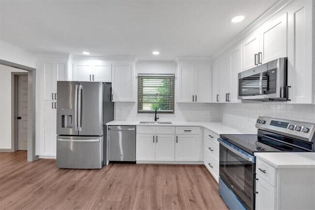 Foto del edificio - 2664 Olive Springs Rd SE