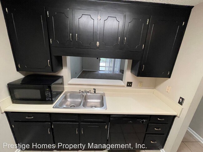 Building Photo - 2 br, 1.5 bath House - 115 Candlebrook Drive