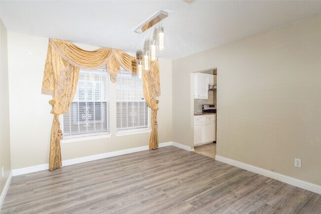 Foto del edificio - 12819 Wisteria Park Dr