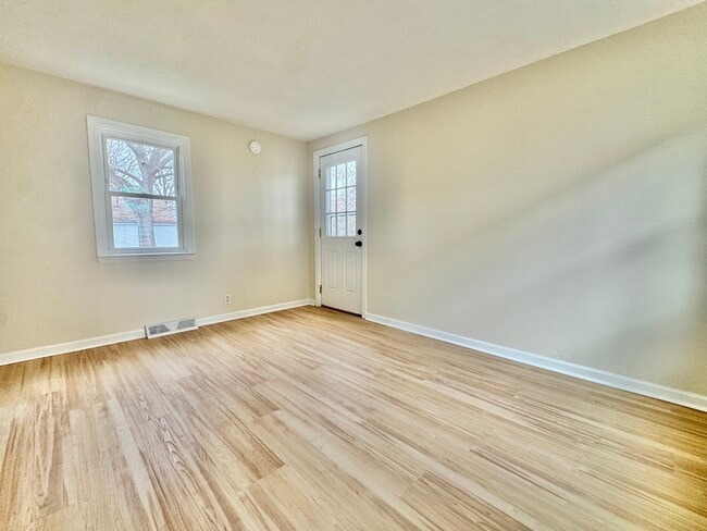 Building Photo - 63 St John St