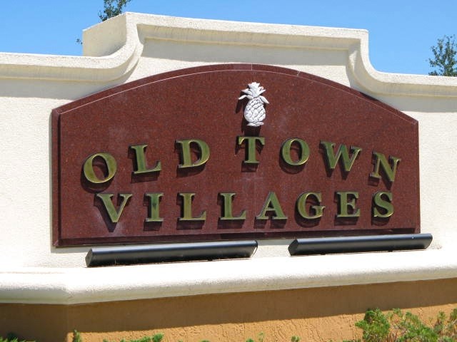 Foto principal - 245 Old Village Center Cir