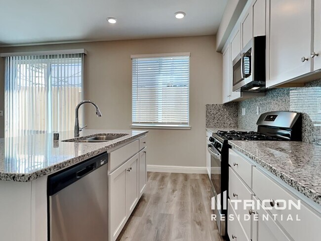 Building Photo - 2058 Comstock Lane Lincoln CA