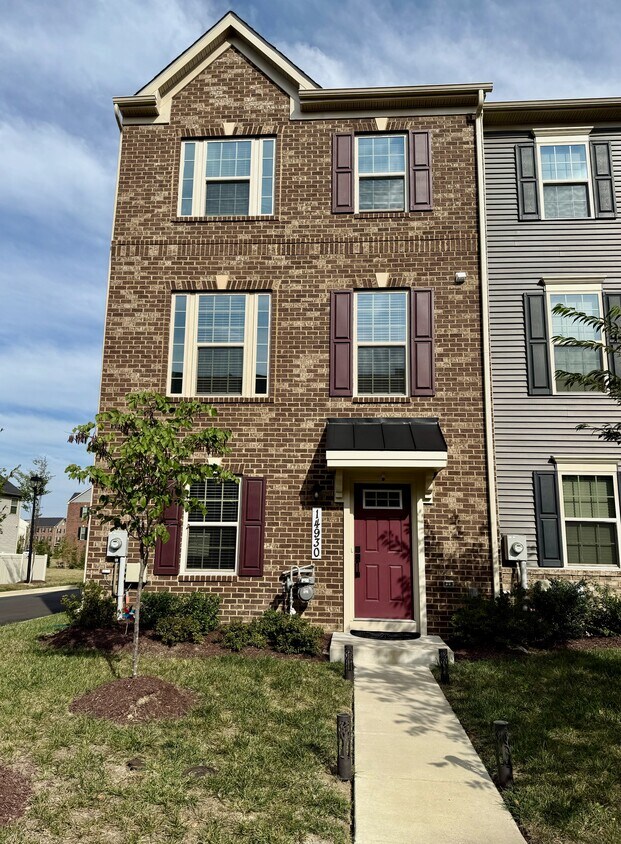 Primary Photo - 14930 Ring House Rd