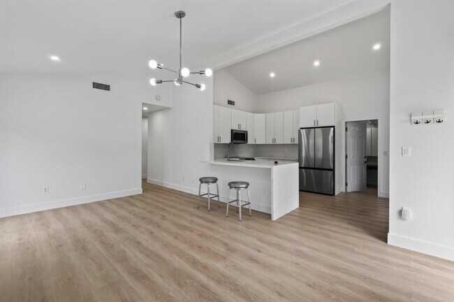 Building Photo - 1271 SW 85th Terrace