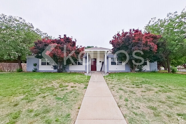 Building Photo - 10 Idlewood Ln