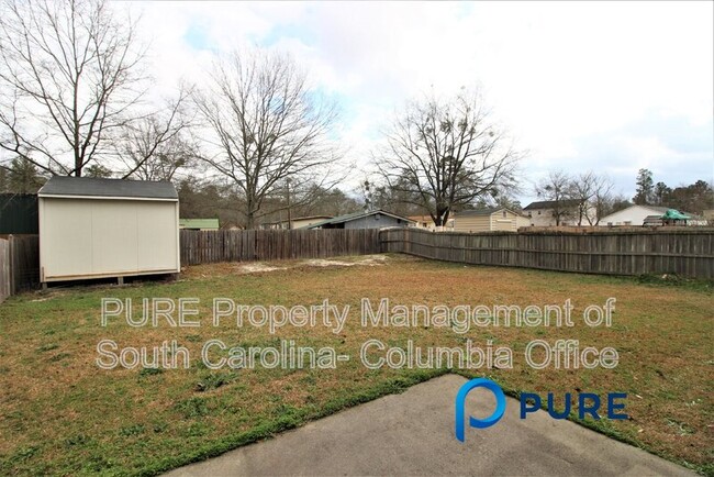 Building Photo - 110 Red Pine Dr