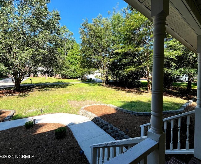 Building Photo - 2400 Longleaf Dr SW