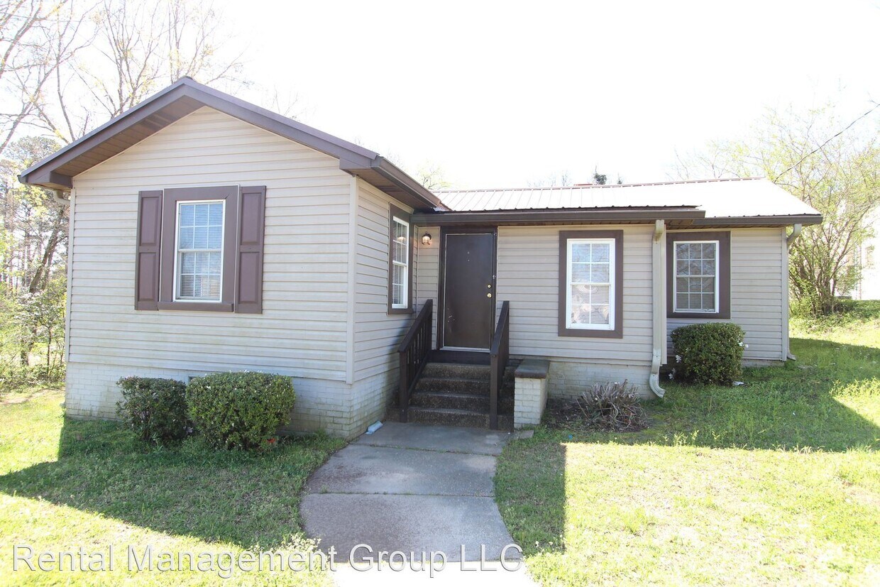 Primary Photo - 3 br, 1.5 bath House - 114 Ray Avenue