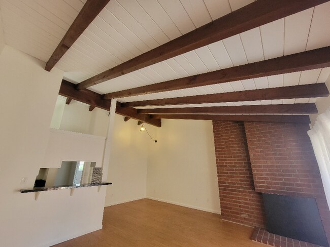 Foto del edificio - 7340 Ventura Canyon Ave