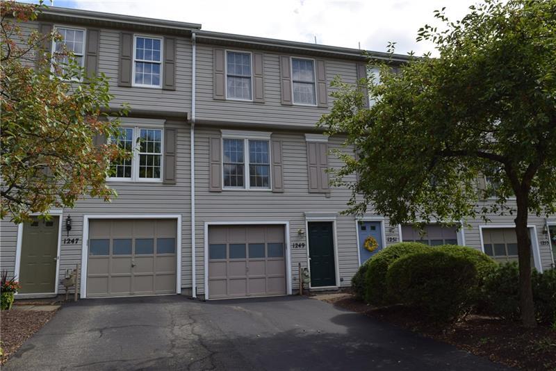 Foto principal - 1249 Meadowbrook Dr