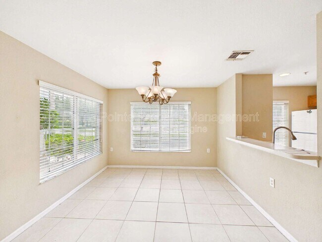 Foto del edificio - 9440 Ivy Brook Run