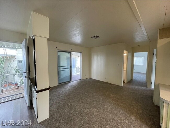 Building Photo - 1609 Aspen Ct
