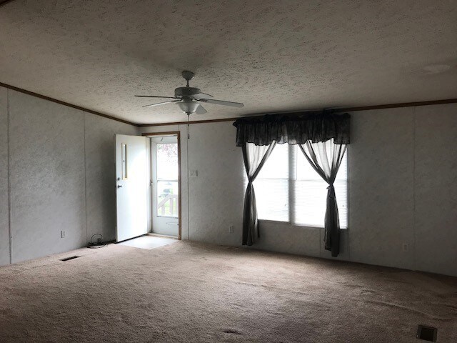 Building Photo - 372 Sandy Brook Dr