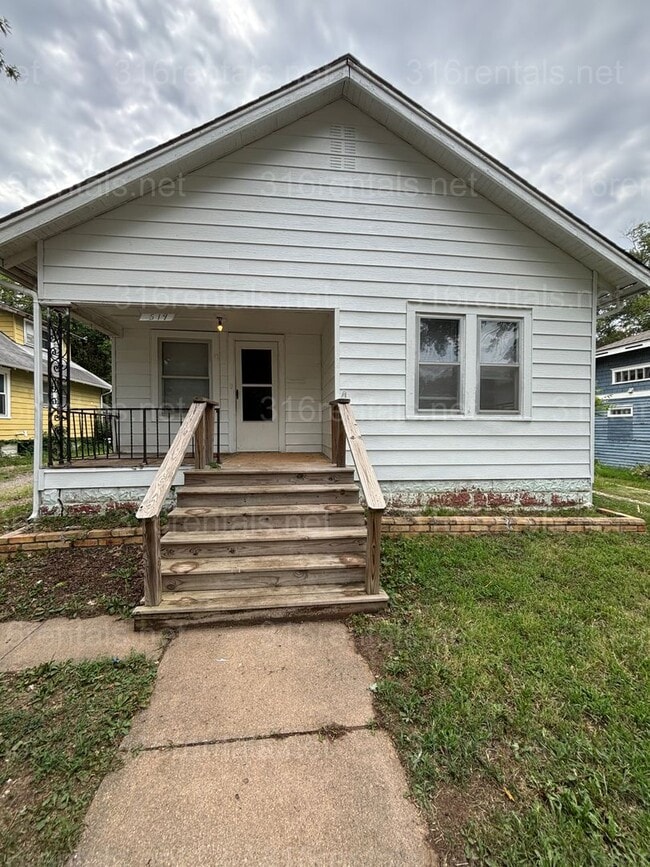 Building Photo - 519 N High St