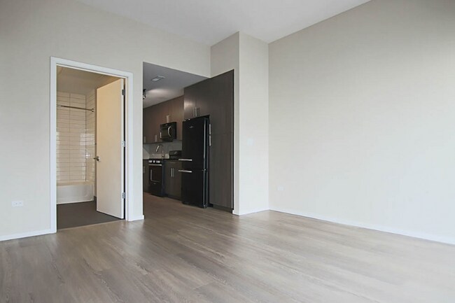 Foto del edificio - 1212 N Wells St