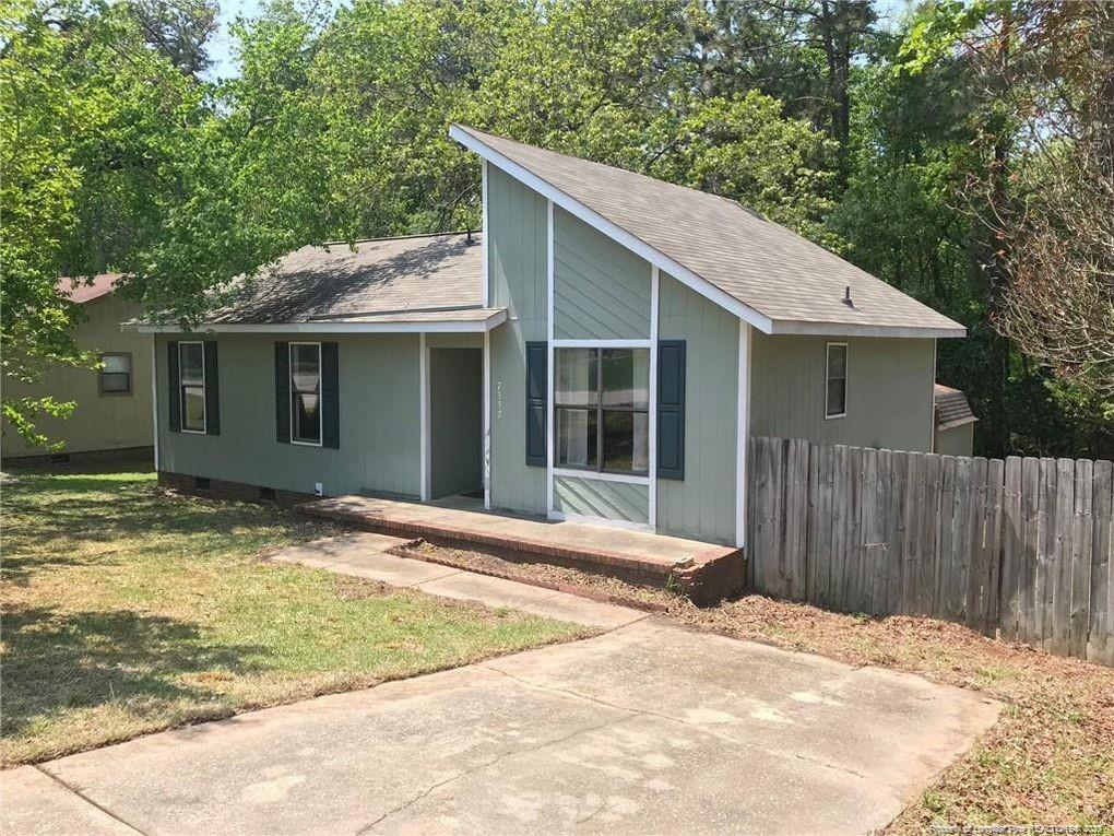 7332 Van Grayson Loop, Fayetteville, NC 28314 House for