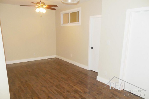 Primary Photo - 370 Montgomery St
