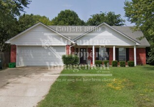 Building Photo - 2500 Gibby Dr