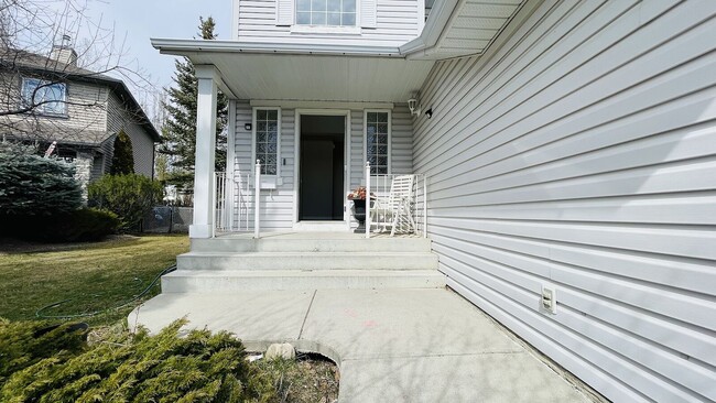 Building Photo - 144 Lakeview Shores Crt