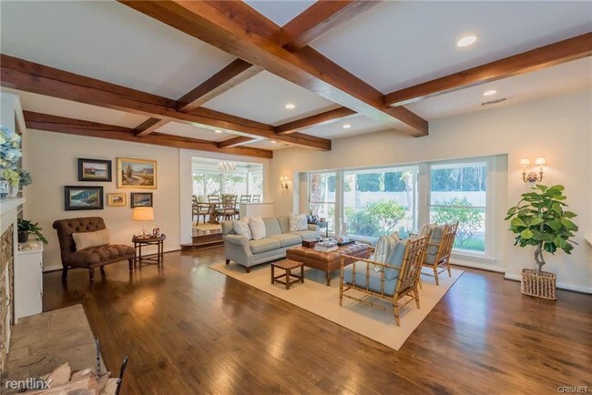 Building Photo - 5 br, 4 bath House - 6101 Shoup Ave