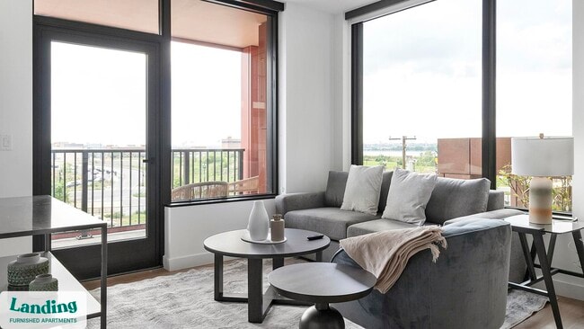 Building Photo - 632 Howard Rd SE