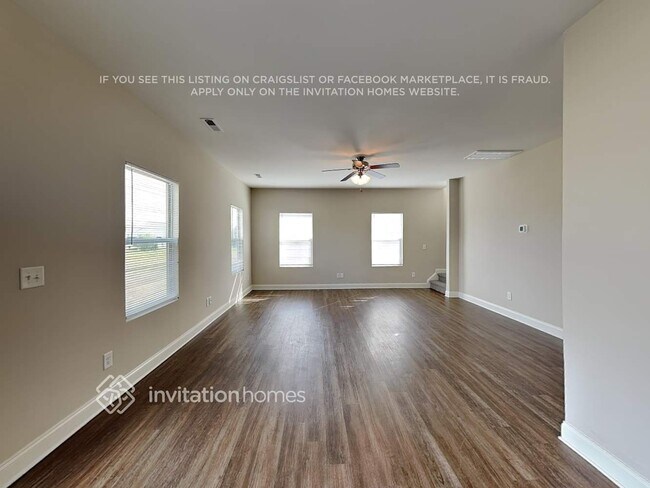 Building Photo - 5355 Roberta Crossing Dr