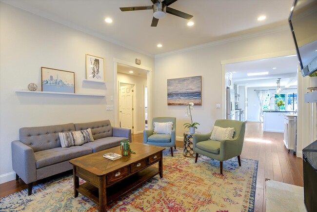 Living Room - 1431 Young St