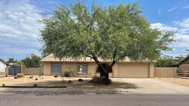 Building Photo - 4012 E Nisbet Rd