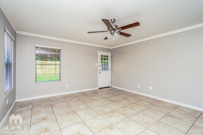 Building Photo - 8924 Sun Haven Way