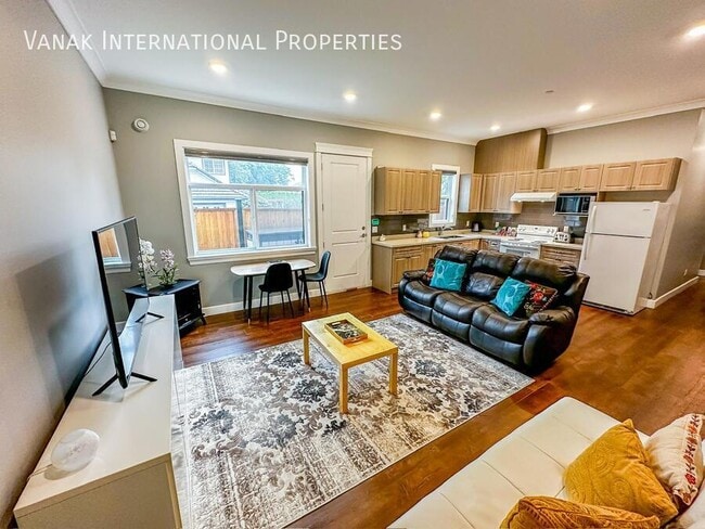 Building Photo - Beautifully Furnished 2-Bedroom Basement S...