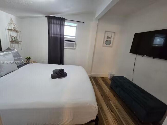 Foto del edificio - 7638 N Miami Ave