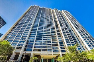 Building Photo - 2800 N Lake Shore Dr
