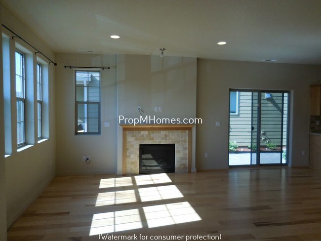 Building Photo - 13547 SW MacBeth Dr