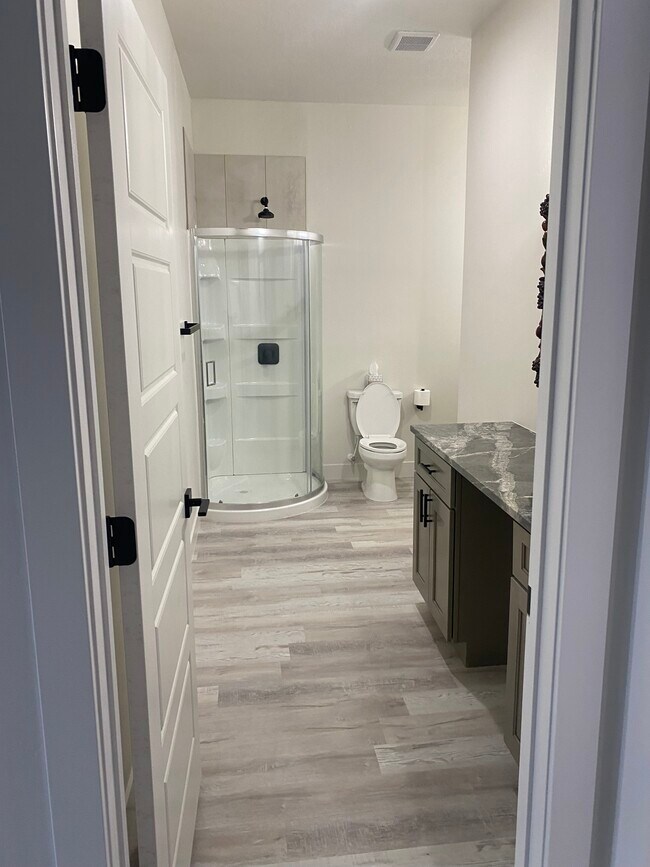 Foto del edificio - 2753 E Lake Vista Dr