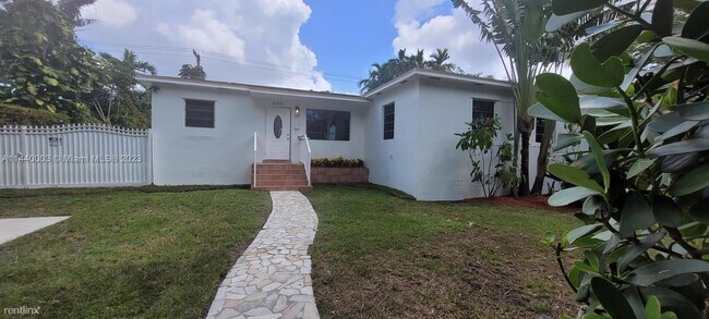 Building Photo - 3 br, 2 bath House - 8481 SW 35th Ter