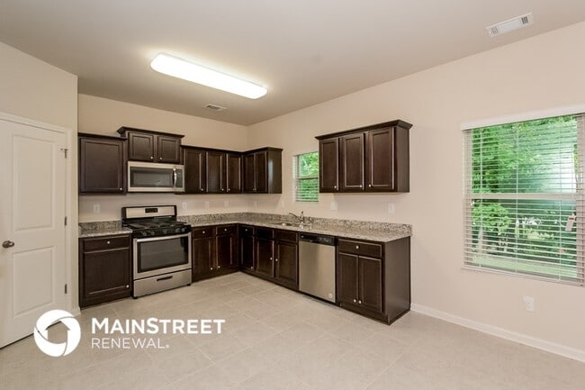 Building Photo - 2268 Allman Dr